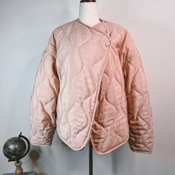 ALC Reversible Quilted Sherpa Jacket Size L Cozy Oversized Minimalist Pink NWT - Picture 1 of 13